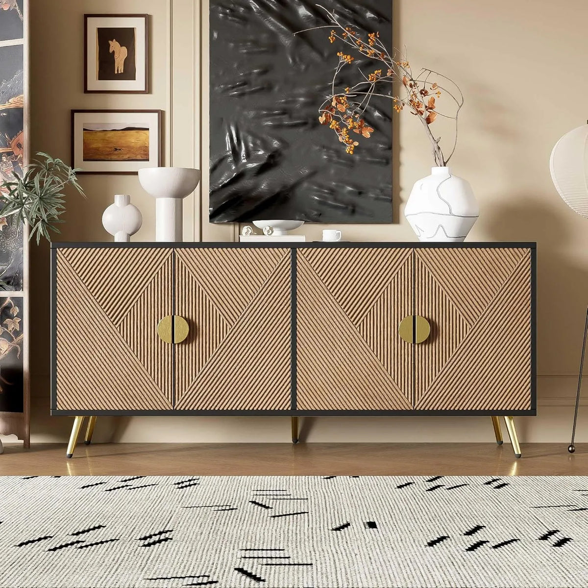Buffet Chic WASAGA 160 cm, Armoire à 4 Portes avec Poignées Dorées et Pieds Éclatants (Noir et Bois)