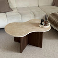 Table basse en travertin et bois en forme de nuage