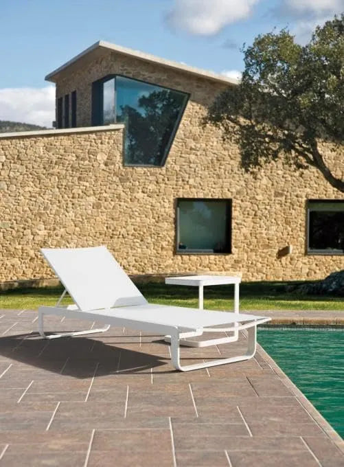 Chaise Longue en Aluminium avec Toile Blanche - Modèle Romy