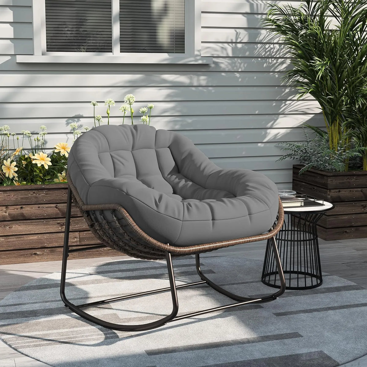 Fauteuil à Bascule Œuf en Rotin avec Coussin, Idéal pour Intérieur et Extérieur, Structure en Acier, Gris