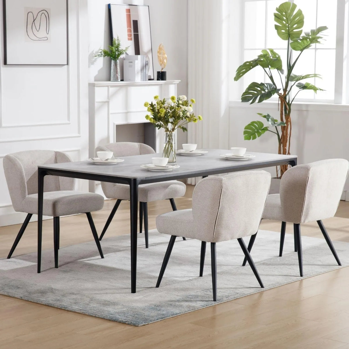 Ensemble de 4 Chaises Scandinaves en Lin avec Pieds Métal, Rembourrage Confortable, Couleur Avoine