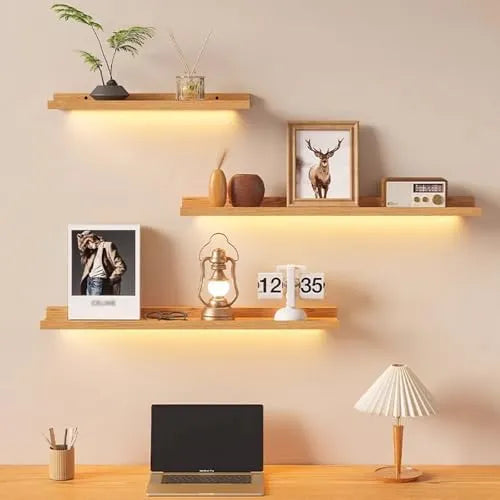 Étagère murale en bois massif avec LED, tailles variées, parfaite pour décoration intérieure