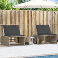 Ensemble de 2 chaises longues ajustables avec table en polyrotin gris, idéal pour jardin ou terrasse, résistant aux intempéries, pliable, avec coussin et plateau en verre